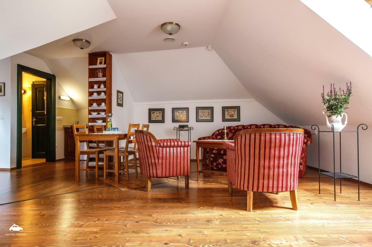 Bed and Breakfast Kosbor Panzio Magyarszombatfa Zewnętrze zdjęcie